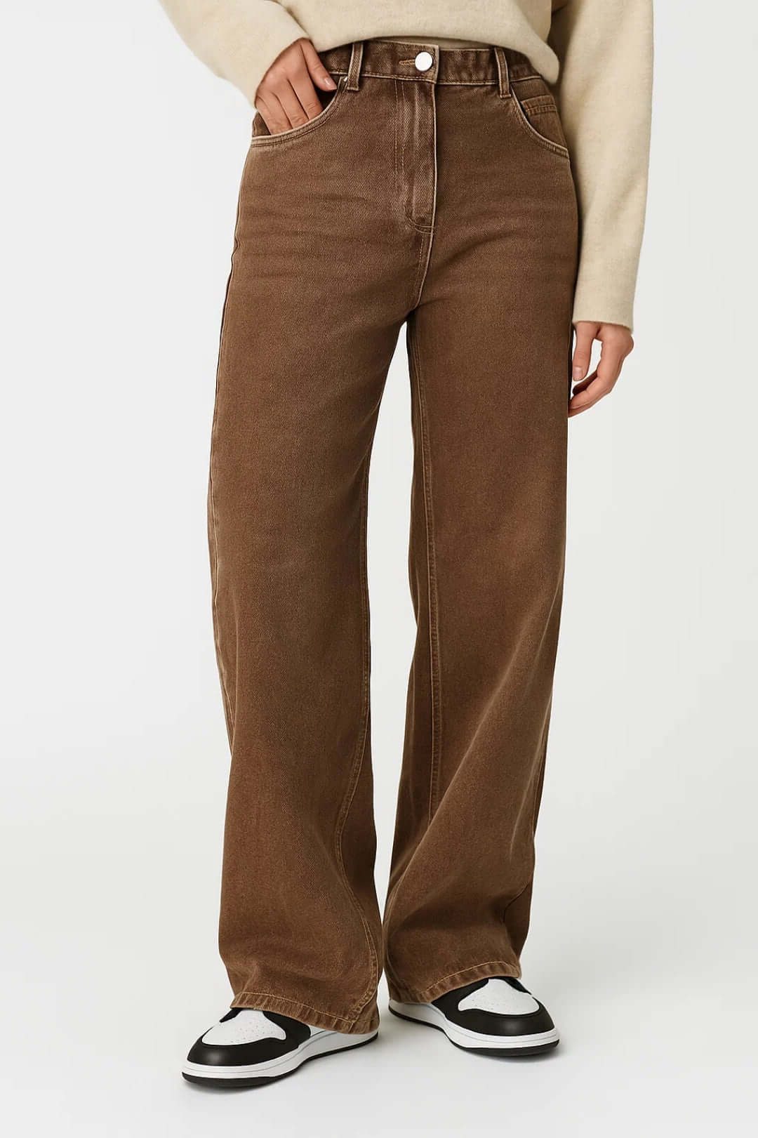 High-Waisted Wide-Leg Jeans in Brown for Women