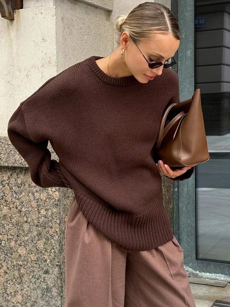 Ribbed Knit Oversized Jumper with Crew Neck for Women in Brown